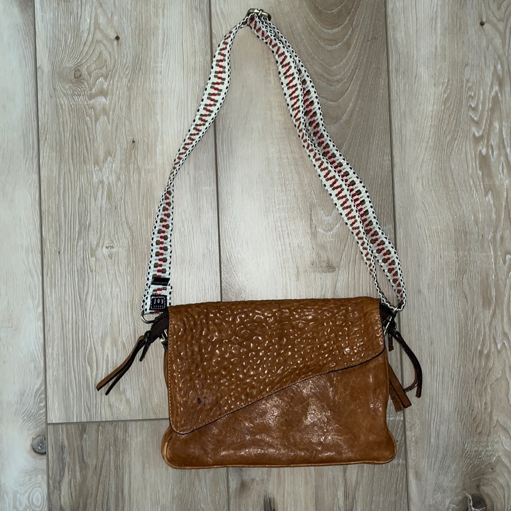 MAXON COLLECTION | Italian Leather Flap Crossbody Bag